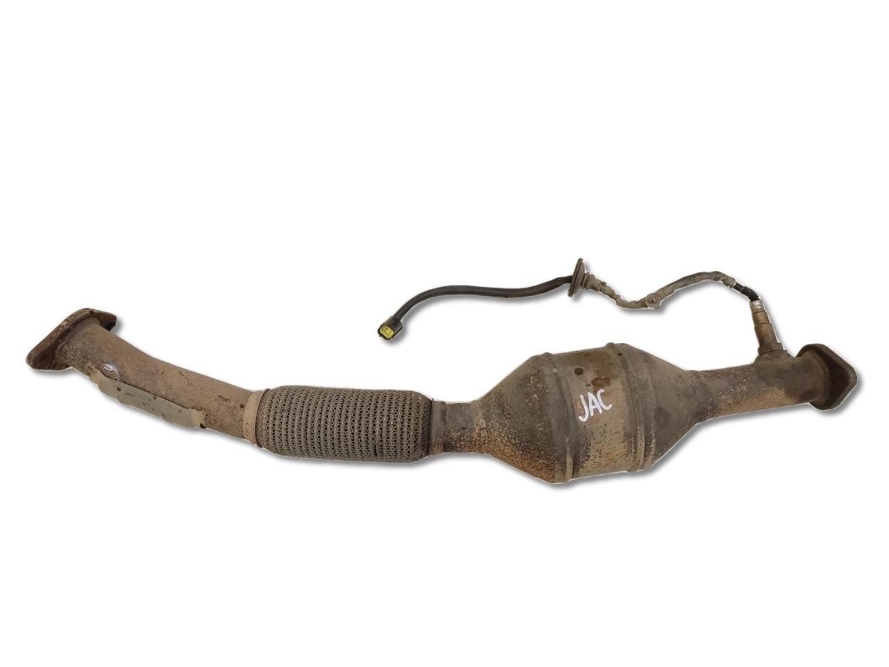катализатор JAC S3 1 поколение 2019, 1.6 л., бензин, МКПП, серебристый, универсал, передний привод, 1203100U8510 - фото №1