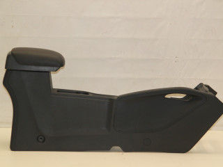 подлокотник JAC S3 1 поколение 2019, 1.6 л., бензин, МКПП, серебристый, универсал, передний привод