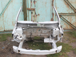 передняя часть кузова Renault Kaptur 1 поколение SUV 2018, 1.6 л., H4MD429, бензин, вариатор, белый, хетчбэк 5 дв., передний привод