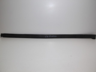 молдинг лобового стекла Citroen C3 Picasso 1 поколение SH 2010, 1.4 л., 8FS (EP3), бензин, МКПП, серый, хетчбэк 5 дв., передний привод