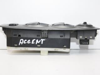 блок управления стеклоподъемниками Hyundai Accent 2 поколение (LC) [рестайлинг] LC 2005, 1.5 л., бензин, АКПП, бежевый, седан, передний привод