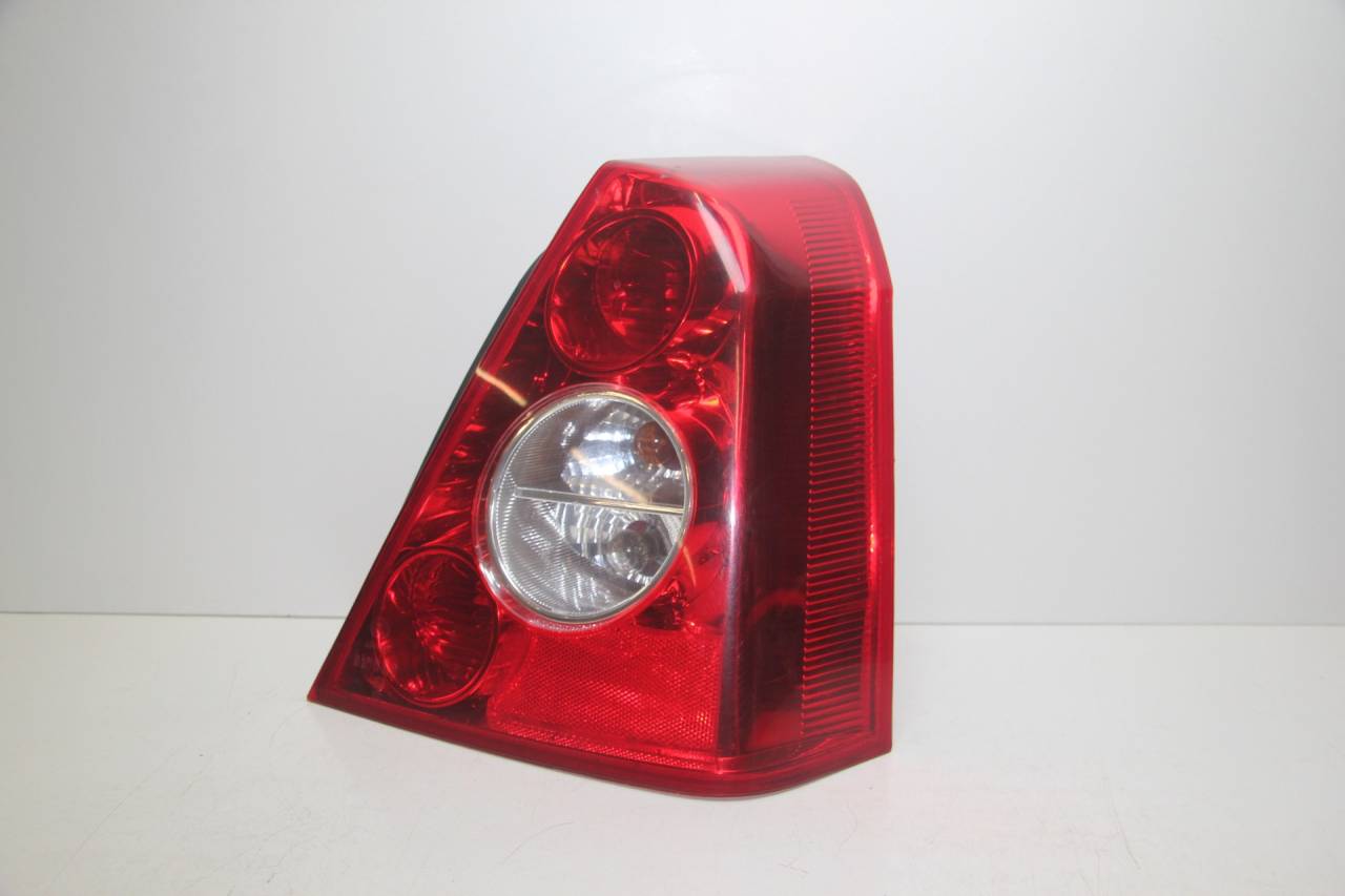 фонарь задний правый Vortex Estina 1 поколение 2010, 1.6 л., бензин, МКПП, синий, седан, передний привод, A213773020 - фото №1