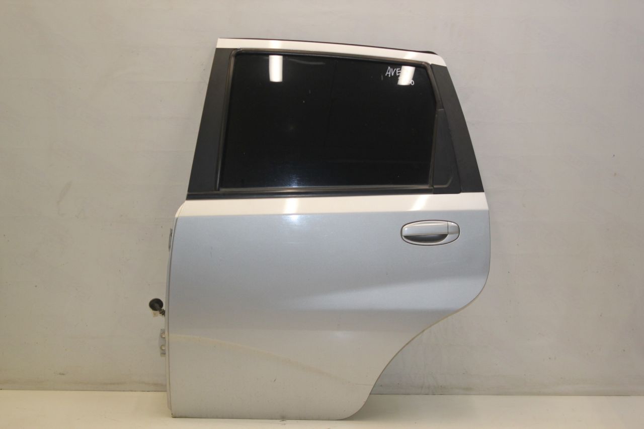 дверь задняя левая Chevrolet Aveo T200 2005, 1.4 л., бензин, МКПП, серебристый, хетчбэк 5 дв., передний привод - фото №1