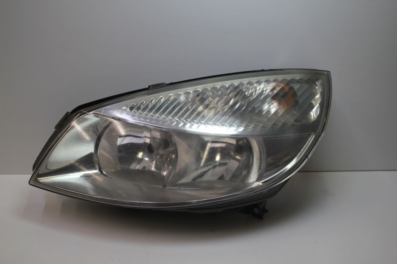 фара левая Renault Scenic 2 поколение JM1B 2005, 1.6 л., K4M T 782, бензин, МКПП, светло-серо-голубой, универсал, передний привод, 158103-00LI - фото №1