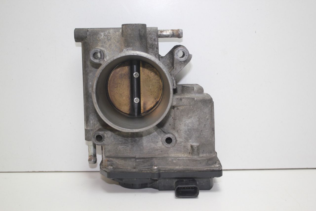 заслонка дроссельная Mazda 6 GH 2008, 2.0 л., LF-VE, бензин, АКПП, черный, седан, передний привод, L3R413640 - фото №1