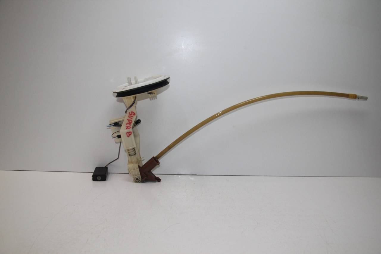 датчик уровня топлива Skoda Superb 2 поколение 3T5 2010, 1.8 л., CDAB, бензин, АКПП, черный, лифтбэк, передний привод, 1K0919678AH - фото №1