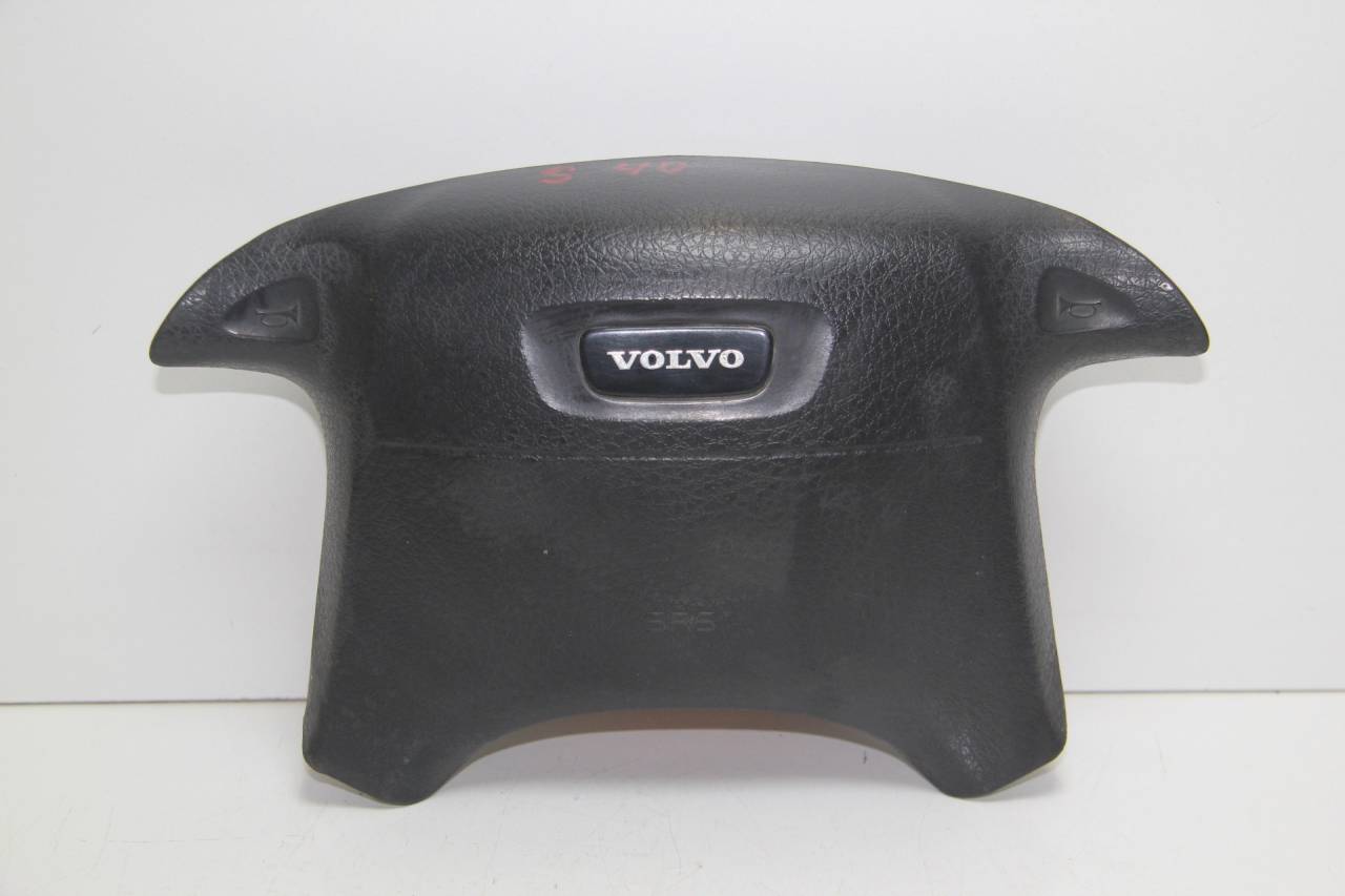 подушка безопасности водителя Volvo S40 1 поколение VS16 1997, 2.0 л., B 4204 S, бензин, МКПП, зеленый, передний привод - фото №1