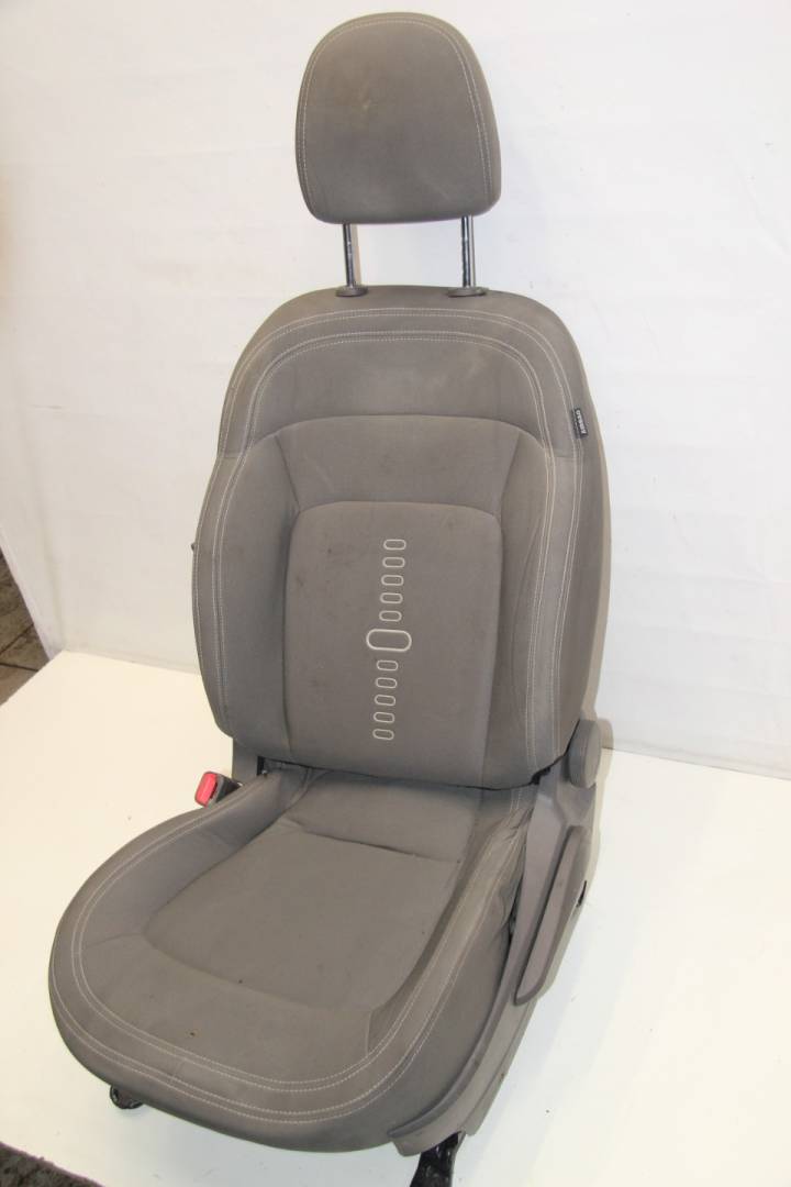 сиденье переднее Kia Sportage 3 поколение SL 2011, 2.0 л., G4KD, бензин, АКПП, оранжевый, внедорожник 5 дв. - фото №1