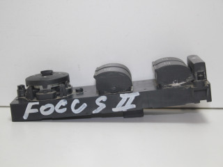 блок управления стеклоподъемниками Ford Focus 2 поколение 2007, 1.8 л., QQDB, бензин, МКПП, черный, седан, передний привод, 8200301512