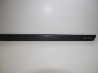 молдинг двери передней правой Renault Scenic 2 поколение JM1B 2006, 1.6 л., K4M D 812, бензин, МКПП, светло-серо-голубой, передний привод, 8200136734