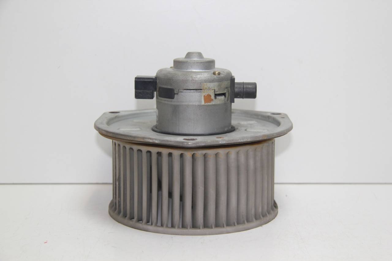 моторчик печки Mazda MS-8 1 поколение MB5P 1992, 2.5 л., KL-ZE, бензин, АКПП, серый, седан, передний привод, правый руль - фото №1