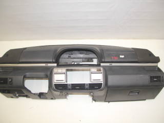 панель передняя салона (торпедо) Nissan X-Trail T30 NT30 2003, 2.5 л., QR25DE, бензин, АКПП, светло-серый, универсал, полный привод