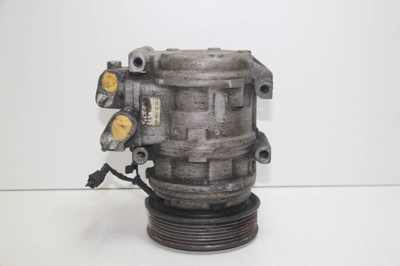 компрессор кондиционера Kia Sorento 1 поколение BL 2002, 2.5 л., D4CB, дизель, АКПП, серебристый, полный привод, 977013E000 - фото №1