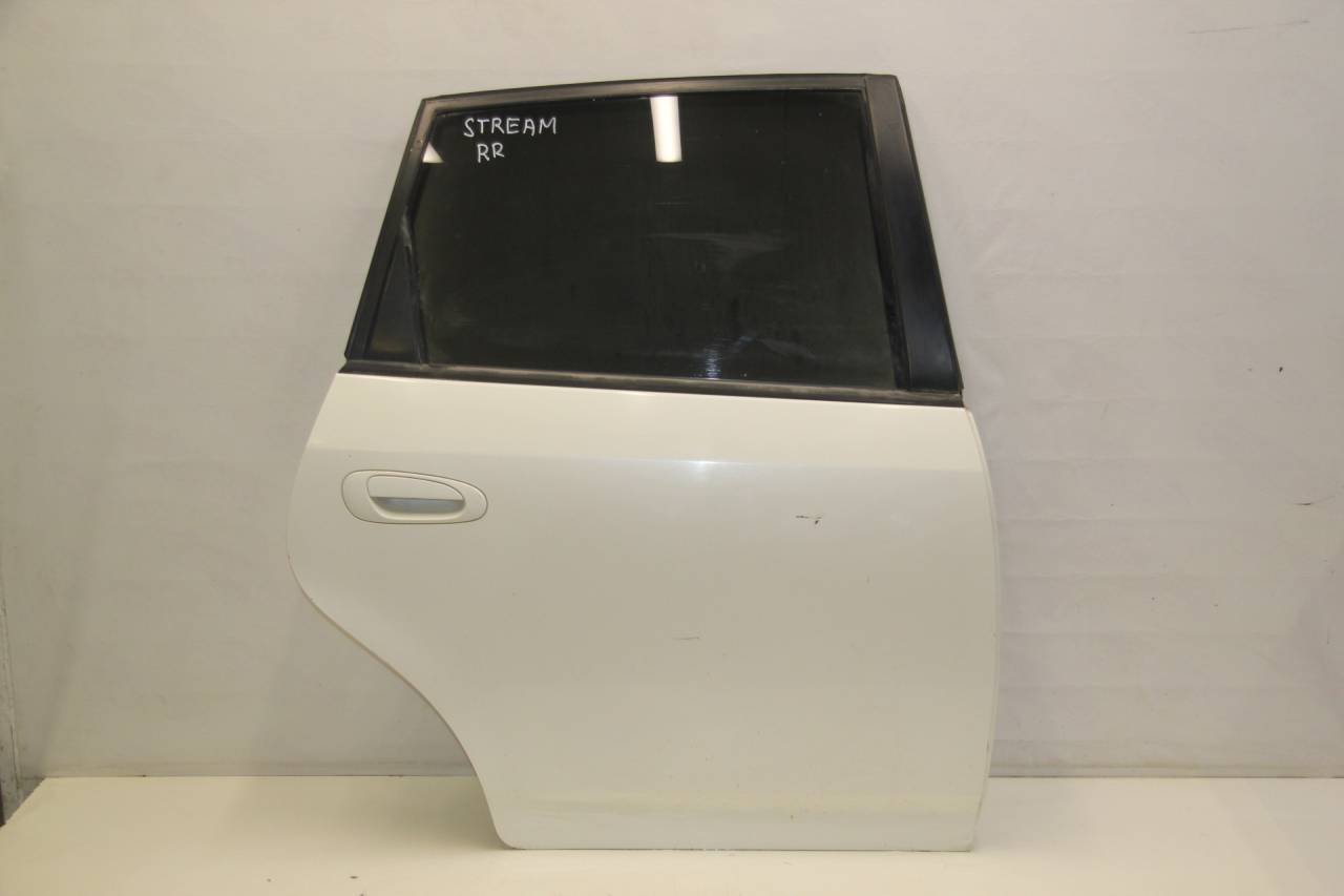 дверь задняя правая Honda Stream 1 поколение RN1 2002, 1.7 л., D17A2, бензин, АКПП, белый, передний привод, правый руль - фото №1