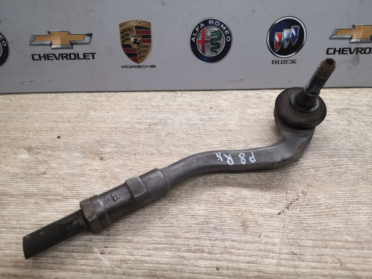 наконечник рулевой Porsche Macan 1 поколение 2017, 3.0 л., дизель, правый руль - фото №1