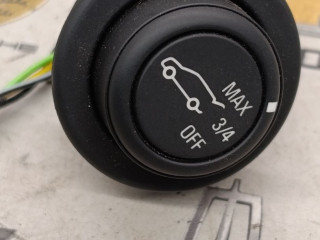 кнопка открытия багажника Chevrolet Equinox 3 поколение 2020, 1.5 л., бензин, АКПП