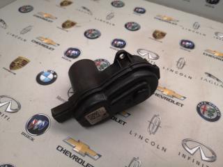 моторчик стояночного тормоза левый заднего левого Porsche Macan 1 поколение 2017, 3.0 л., дизель, правый руль, 95B615405E