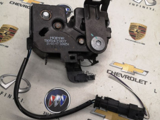 замок капота Alfa Romeo Stelvio 1 поколение 2018, 2.0 л., бензин, АКПП, 50547307