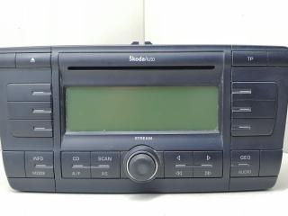 магнитола Skoda Octavia 2 поколение (A5) 2004, 1.9 л., TDi, BJB, дизель, 5МКПП, темно-серый, хетчбэк 5 дв., передний привод, VISTEON, 1Z0035161A