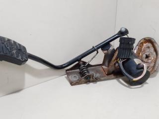 педаль Nissan Almera Tino V10 2002, 2.2 л., DCi, дизель, 5МКПП, серебристый, минивэн, передний привод, 1132099015