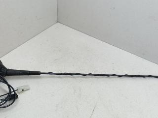 антенна Renault Megane 2 поколение 2004, 1.5 л., DCi, K9K 722, дизель, 5МКПП, серебристый, хетчбэк 5 дв., передний привод, 8200331744