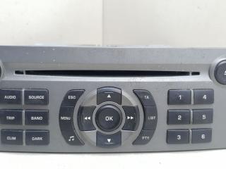 магнитола Citroen C5 1 поколение [рестайлинг] 2005, 1.6 л., HDi, дизель, 5МКПП, белый, хетчбэк 5 дв., передний привод, BLAUPUNKT, 9650574977