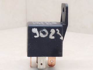 реле (прочие) Mitsubishi Colt 5 поколение (CJO) 1998, 1.3 л., i, 4G13 (12V), бензин, 5МКПП, голубой металлик, хетчбэк 3 дв., передний привод, 0528