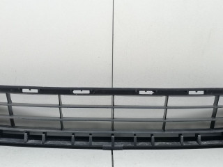 заглушка (решетка) в бампер Toyota Camry XV40 2009, 2.4 л., i, АКПП, серебристый, седан, передний привод, 53112-06010
