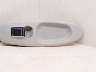 кнопка стеклоподъемника двери передней правой Nissan Almera Tino V10 2002, 2.2 л., DCi, дизель, 5МКПП, серебристый, минивэн, передний привод, 80960BU0001