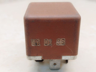 реле (прочие) Renault Laguna 1 поколение 1996, 7700810929