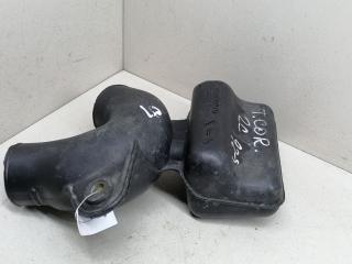 резонатор воздушного фильтра Toyota Corolla 7 поколение (E100) 1995, 2.0 л., 17894-64010