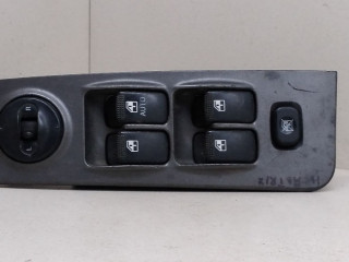 блок управления стеклоподъемниками Hyundai Matrix 1 поколение 2003, 93570-17600