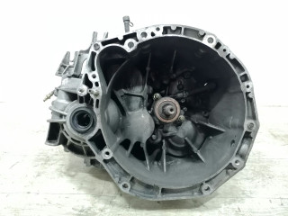 КПП механическая (МКПП) Renault Scenic 2 поколение 2003, 1.9 л., DCi, F9Q 812, дизель, МКПП, бордовый, минивэн, 8200156391