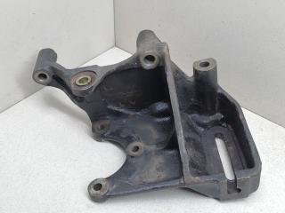 кронштейн генератора Hyundai Matrix 1 поколение 2003, 1.6 л., i, G4ED, бензин, МКПП, красный, минивэн, передний привод, 06813F5716