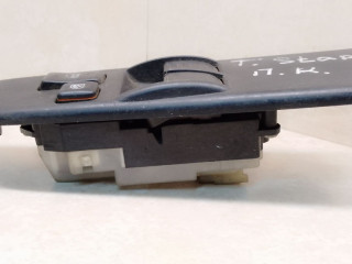кнопка стеклоподъемника двери передней правой Toyota Starlet 90 Series 1999, 74231-10020