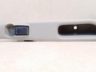 кнопка стеклоподъемника двери задней Nissan Almera Tino V10 2002, 2.2 л., DCi, дизель, 5МКПП, серебристый, минивэн, передний привод, 82961, BU0001