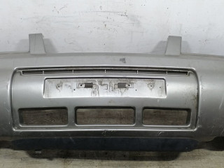 бампер передний Nissan X-Trail T30 2004, 2.2 л., DCi, дизель, серебристый, внедорожник 5 дв., полный подключаемый привод, 620228H725, 62022EQ025
