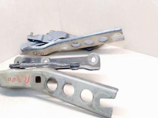 петля капота Skoda Octavia 2 поколение (A5) 2004, 1.9 л., TDi, BJB, дизель, 5МКПП, темно-серый, хетчбэк 5 дв., передний привод, CZBN31Z0823301C