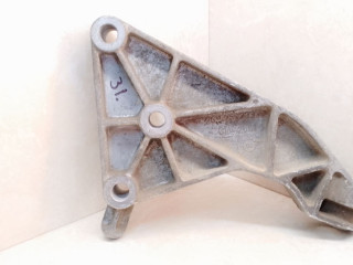 кронштейн КПП Opel Astra G 2001, 90575233