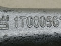 крюк буксировочный Volkswagen Passat B6 2007, 2.0 л., АКПП, серебристый, универсал, передний привод, 1T0805615 - фото №2