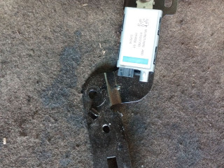 усилитель антенны Peugeot 308 T9 2014, 1.6 л., HDi, дизель, МКПП, хетчбэк 5 дв., передний привод, 9678016880