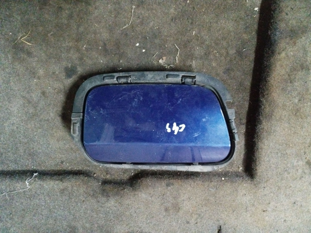 лючок топливного бака Renault Laguna 2 поколение 2001, 1.8 л., бензин, МКПП, темно синий, хетчбэк 5 дв., передний привод - фото №1