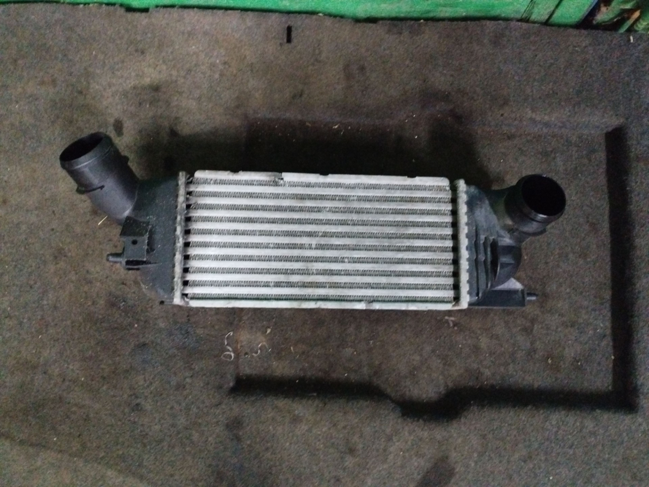 интеркулер Peugeot 407 1 поколение 2005, 2.0 л., RHR (DW10BTED4), дизель, МКПП, серебро, универсал, передний привод - фото №1