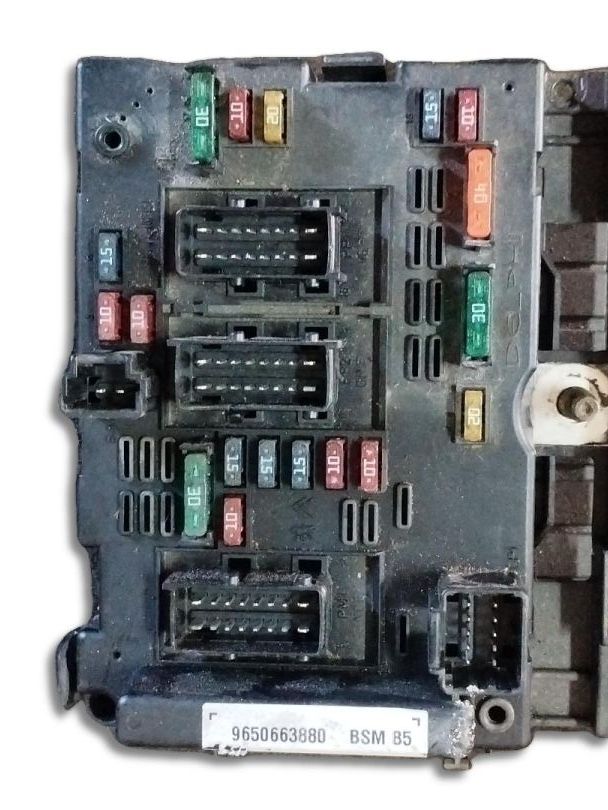 блок предохранителей Fiat Ulysse 2 поколение (2002 - 2010), 2.0 л., RHW (DW10ATED4), дизель, BSMB5, 9650663880 - фото №1