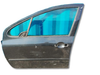 дверь передняя левая Peugeot 307 1 поколение 2003, 2.0 л., RHR (DW10BTED4), дизель