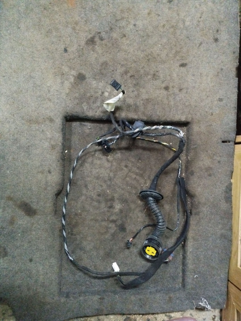 дверная проводка Peugeot 407 1 поколение 2005, 2.0 л., RHR (DW10BTED4), дизель, МКПП, серебро, универсал, передний привод - фото №1