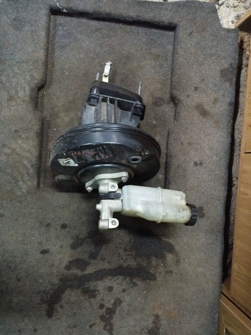 вакуумный усилитель тормозов Peugeot 407 1 поколение 2005, 2.0 л., RHR (DW10BTED4), дизель, МКПП, серебро, универсал, передний привод - фото №1
