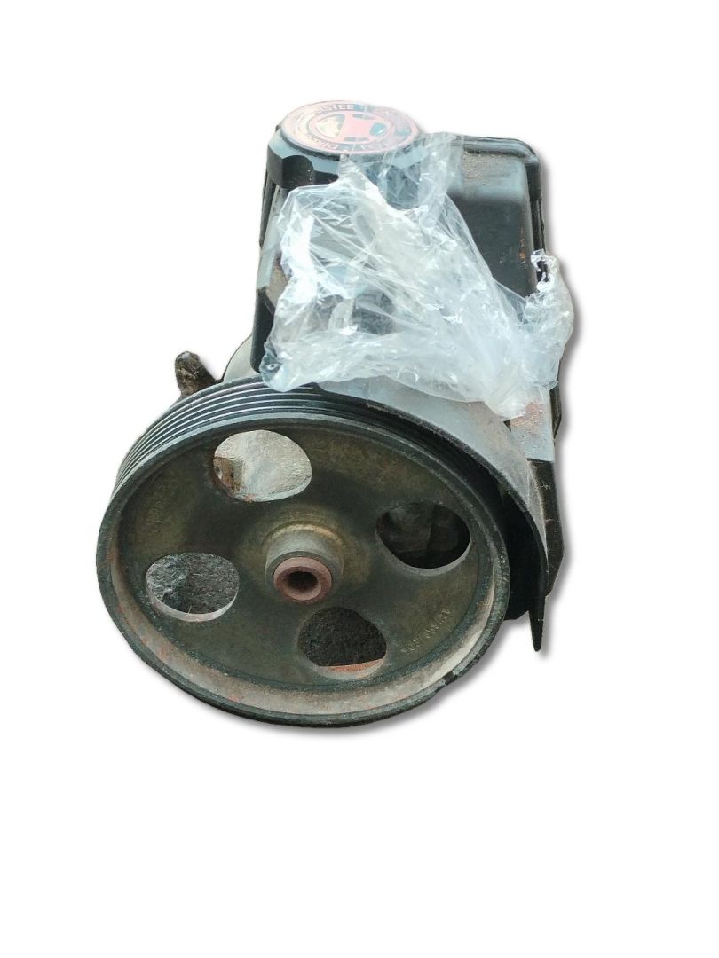 насос гидроусилителя руля Citroen Xsara Picasso 1 поколение (1999 - 2004), 2.0 л., бензин, 9636271680 - фото №1