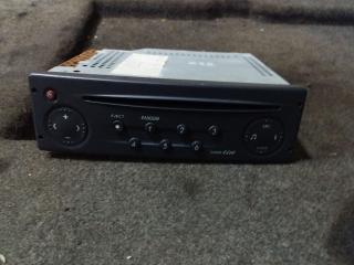 магнитола Renault Laguna 2 поколение 2001, 1.8 л., бензин, МКПП, темно синий, хетчбэк 5 дв., передний привод