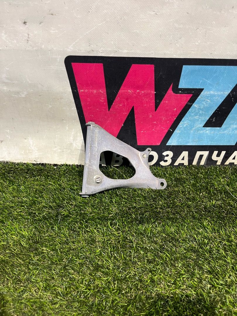 кронштейн (крепление) Mercedes-Benz CLS-Класс C257 (2017 - 2026), A2560980029 - фото №1